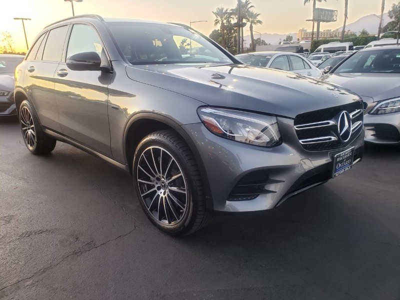 Pre Owned 2019 Mercedes Benz Glc 350e Awd 4matic